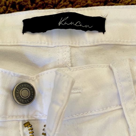 Kancan white Jean with stretch material. - Picture 4 of 6
